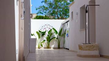 Enceinte de lâhĂ©bergement