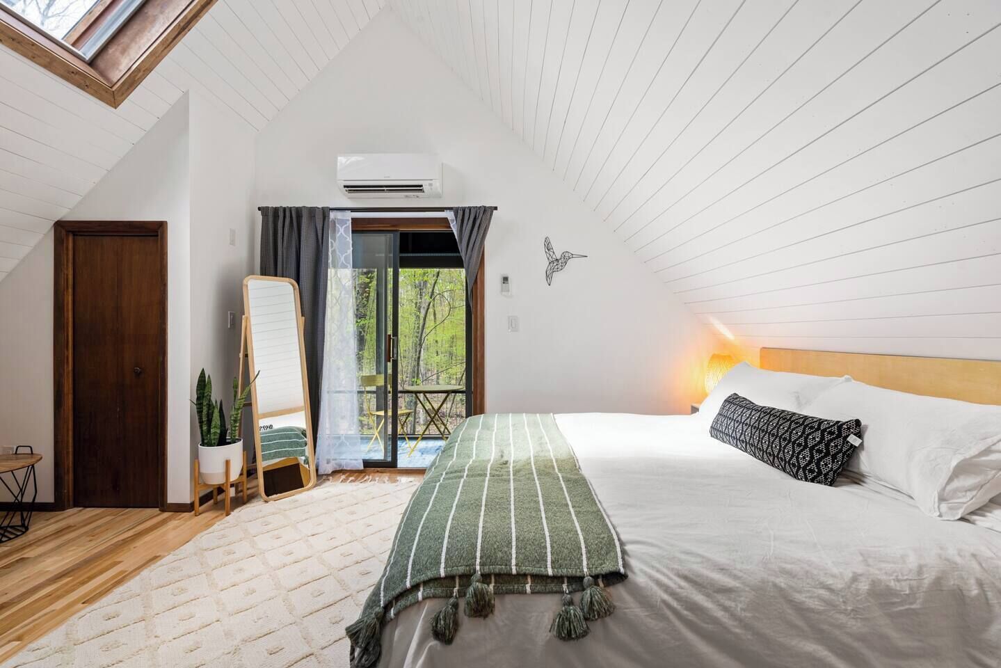 3 soverom, strykejern/-brett, reiseseng for barn og wi-fi