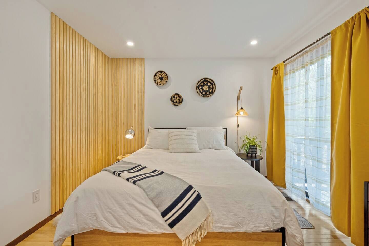 3 bedrooms, iron/ironing board, travel cot, WiFi