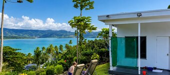 Nananu-I-Ra Oceanfront House - Island Escape