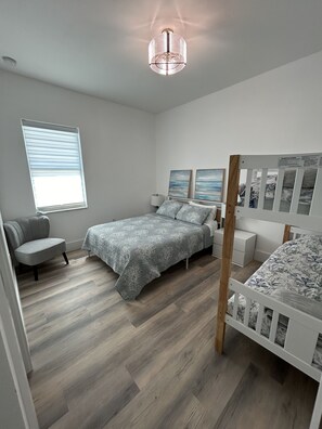 3 Schlafzimmer, Bügeleisen/Bügelbrett, WLAN, Bettwäsche