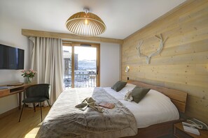 3 Schlafzimmer, Schreibtisch, kostenloses WLAN, Bettwäsche