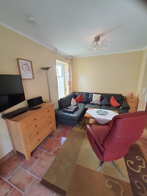 Télévision, chaîne hi-fi