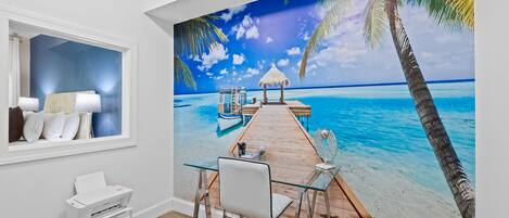 3 bedrooms, desk, iron/ironing board, free WiFi