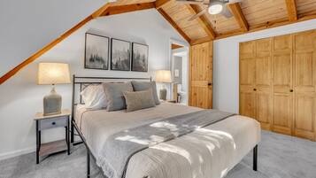 3 makuuhuonetta, silitysrauta/-lauta, Wi-Fi, vuodevaatteet