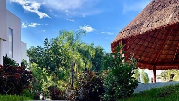 Outdoor pool - Residencial Bali Casa Mariposa (Playa del Carmen)