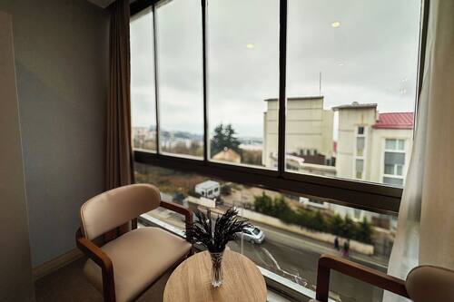 Family Suite, Sea View | Living area