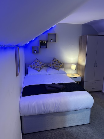Wifi gratis y ropa de cama