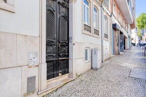 Exterior detail - Blueground | São Bento, great views (Lisbon)