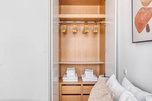 Interior - Blueground | São Bento, great views (Lisbon)