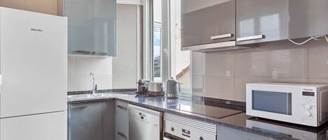 Fridge, microwave, oven, dishwasher