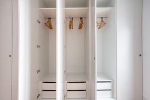 Interior - Blueground | Baixa, completely furnished (Lisbon)