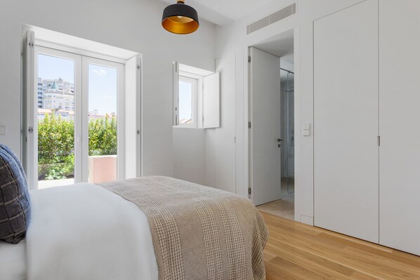 1 bedroom, iron/ironing board, WiFi, bed sheets - Blueground | Areeiro, turnkey, fully furnished (Lisbon)