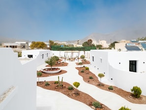 Interior detail - Electra Suites & Spa (Santorini)
