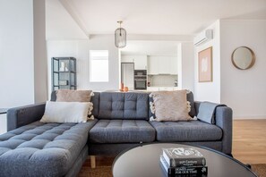 Télévision, chaîne hi-fi