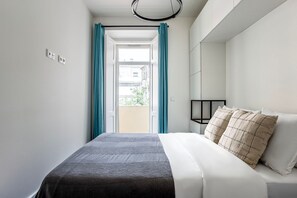 2 makuuhuonetta, silitysrauta/-lauta, Wi-Fi, vuodevaatteet