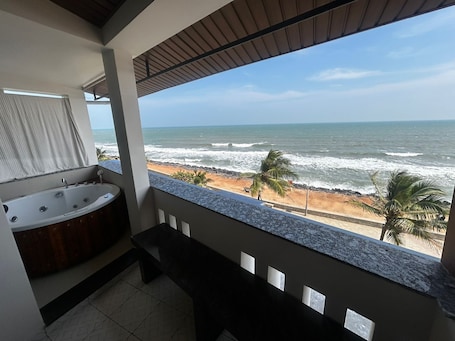 Studio Room | Terrace/patio. Sea Gadabout - Seaside Stays