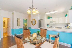 Dining - MP101-Building 22 Magnolia (Myrtle Beach)