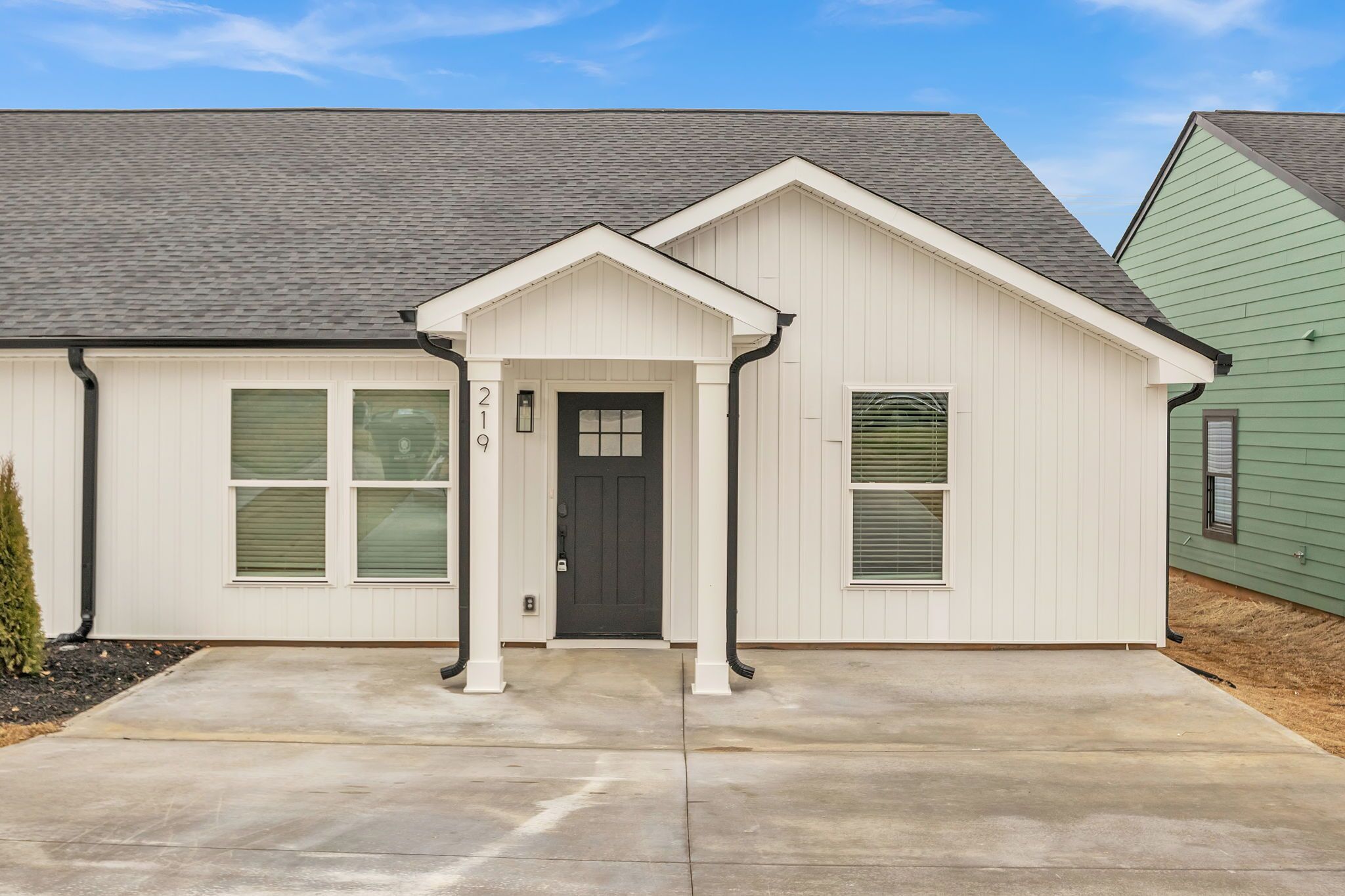 Charming Simpsonville 3BR/2BA Home, Pet-Friendly!