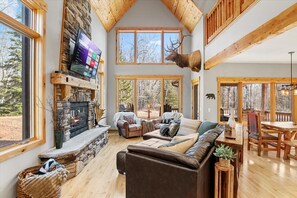 Smart TV, fireplace, DVD player, table football - Nemadji Lodge! Sauna/30x 40 Game Rm/Pong/Beanbags/Darts Atv/snowmobile/Firepit
  (Foxboro)