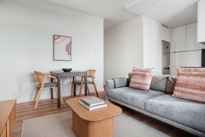 Télévision, chaîne hi-fi