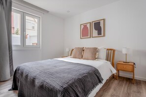 2 Schlafzimmer, Bügeleisen/Bügelbrett, WLAN, Bettwäsche