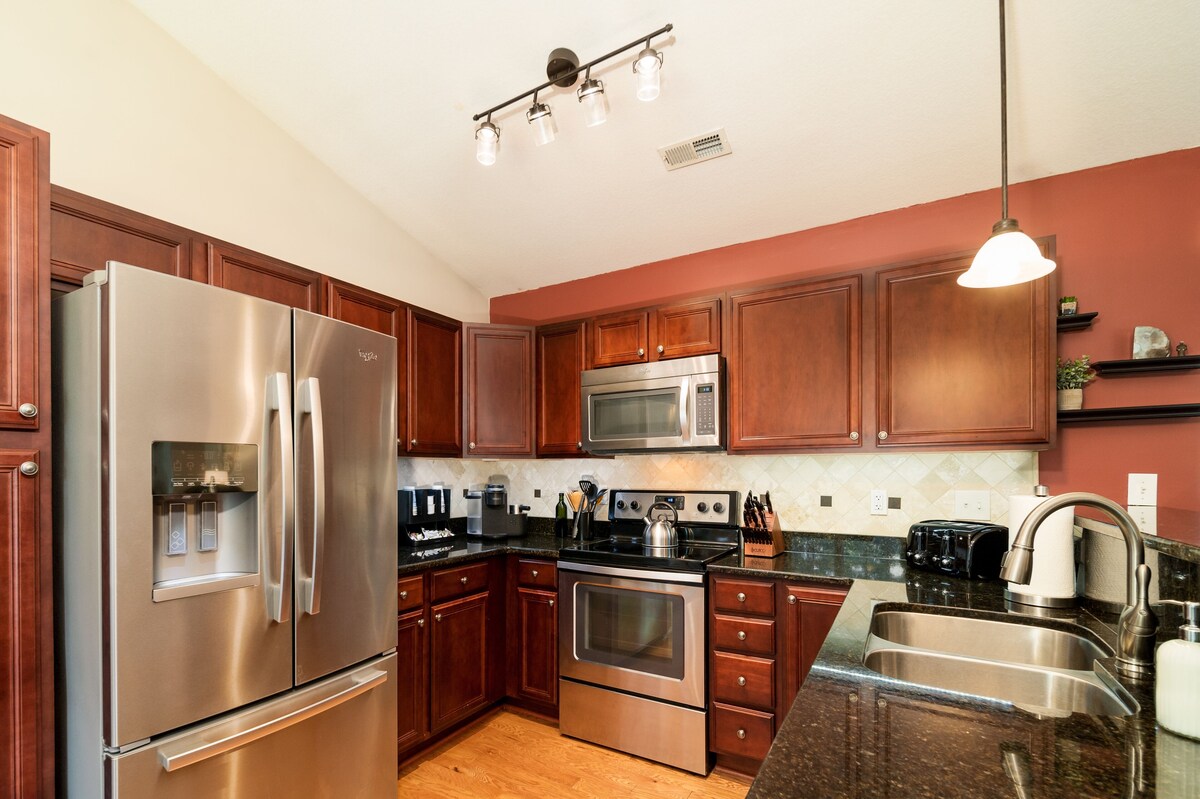 Photo 8 of Cozy 3BR Home Near Traveler's Rest & Universities