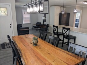 Dining - Remodeled Bungalow walking distance to Augusta National (Augusta)