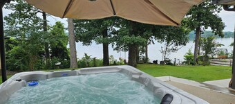Kentucky Lake Getaway w/ Boat Launch & Dock!