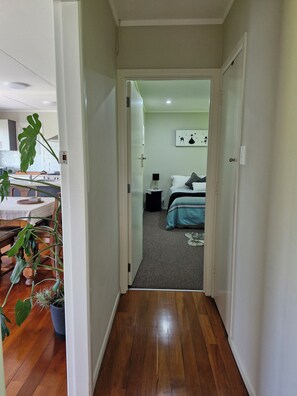 2 chambres, bureau, fer et planche à repasser, Wi-Fi gratuit