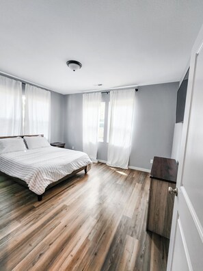 2 chambres, fer et planche à repasser, Wi-Fi, literie fournie