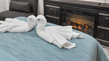 1 chambre, fer et planche à repasser, Wi-Fi, draps fournis