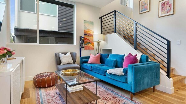 Interior - Perch - Queen Anne 83 (Seattle)
