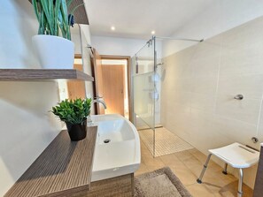 Imagen sin descripción, 2 de 34, botón