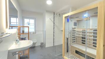 Dusche, Haartrockner, Seife