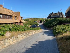 Property grounds - Ferienwohnung Dünenliebe - Herzlich Willkommen in der Exklusiven Ferienwohnung Dünenliebe in Rantum (Sylt)