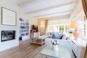 Imagen sin descripción, 5 de 62, botón