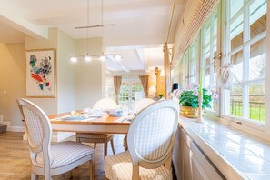 Imagen sin descripción, 4 de 62, botón