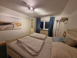 4 chambres, fer et planche à repasser, Wi-Fi