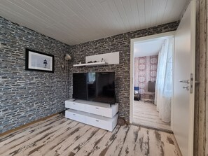 Interior - Ferienwohnung Villa Totti Lucas Stube - Herzlich Willkommen in der Villa Totti "lucas Stube"!! (Dornum)