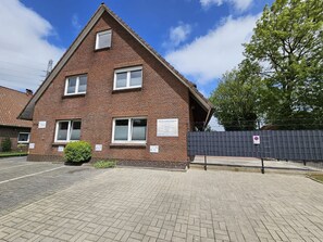 Uklassifisert bilde, 2 av 42, knapp