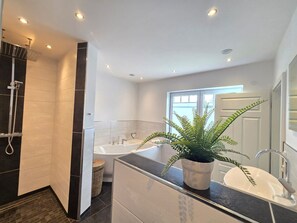 Nicht klassifiziertes Bild, 4 von 27, Schaltfläche