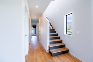 Interior - Grand Alpine Vista Escape (Wanaka)