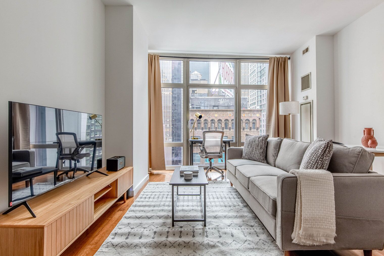 Stylish Midtown Studio w/ Gym, nr Times Sq & Rock Cntr, by Blueground