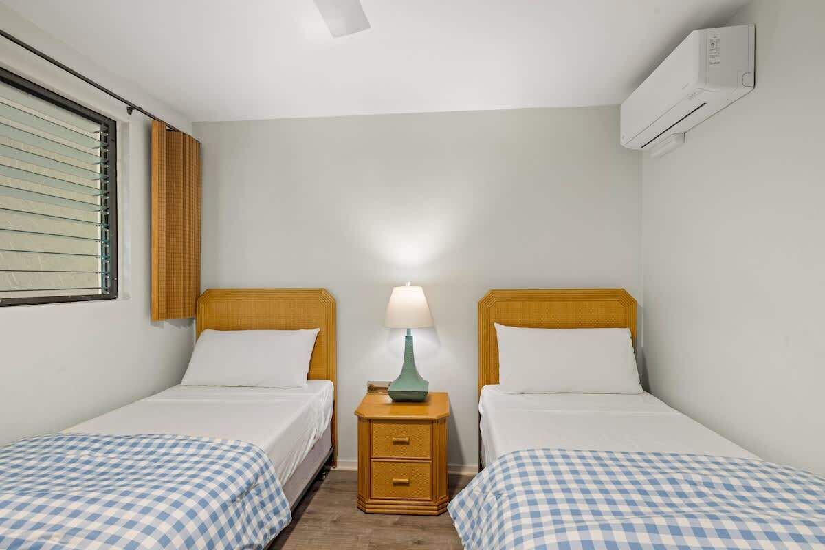 2 bedrooms, iron/ironing board, travel crib, free WiFi