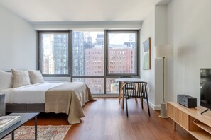 Bügeleisen/Bügelbrett, WLAN, Bettwäsche