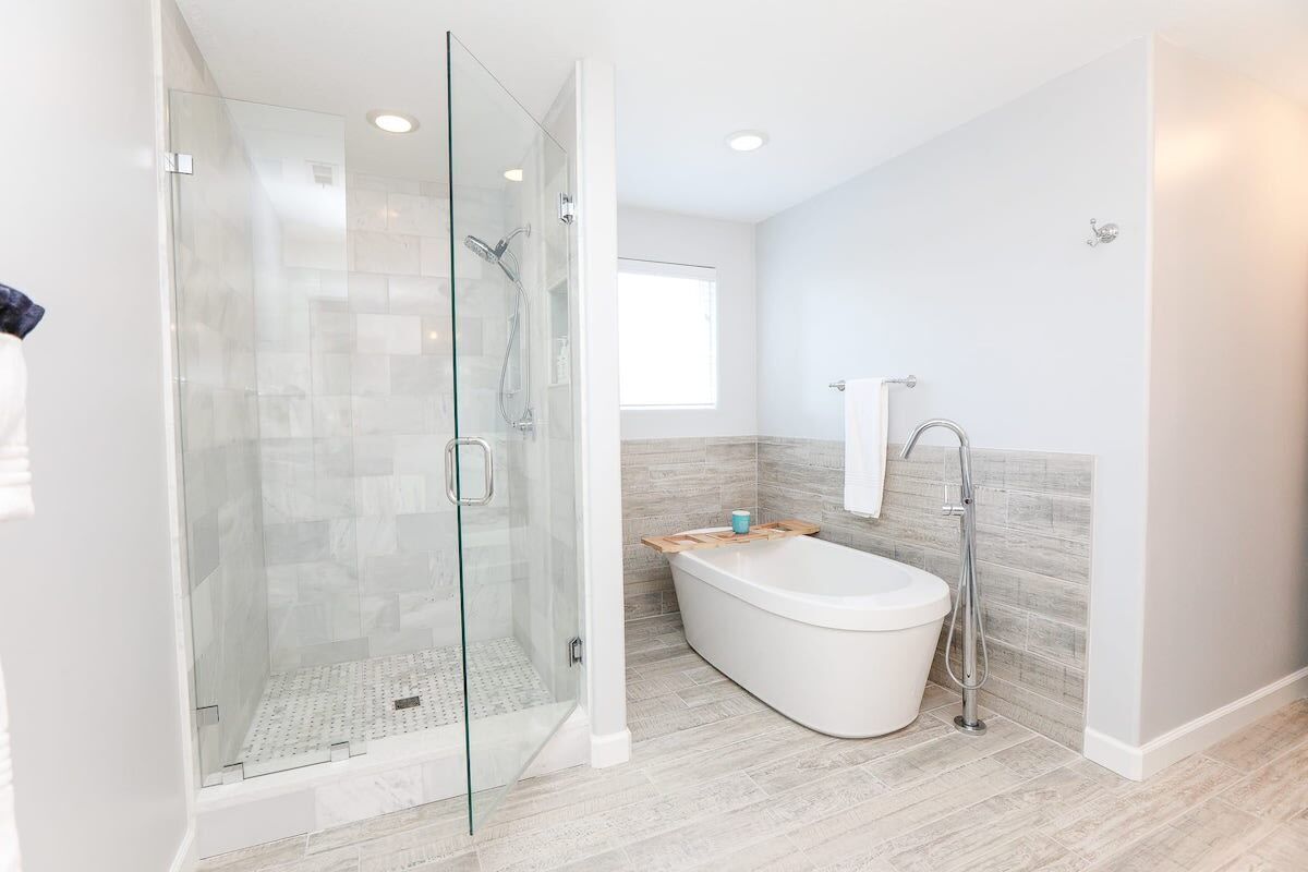 Shower, hair dryer, towels, toilet paper
