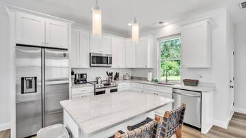 Kitchen islands