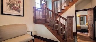 Family/Pet Friendly Craftsman