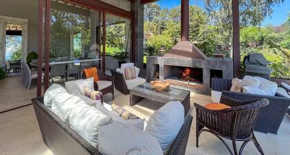 Vista al Nevado: Exceptional Home in Avandaro